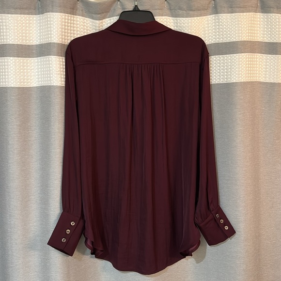 Women’s Anthropologie Long Sleeve Button Up Blouse Medium - Picture 3 of 6